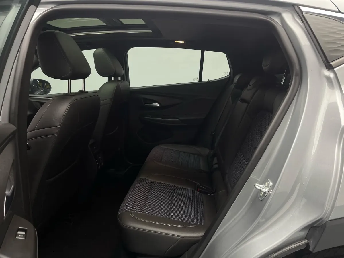 2022 Buick Envista 1.5T 184HP L4 CVT,autocango,china used car exporter,china ev exporter,chinese used car exporter,chinese used ev exporter