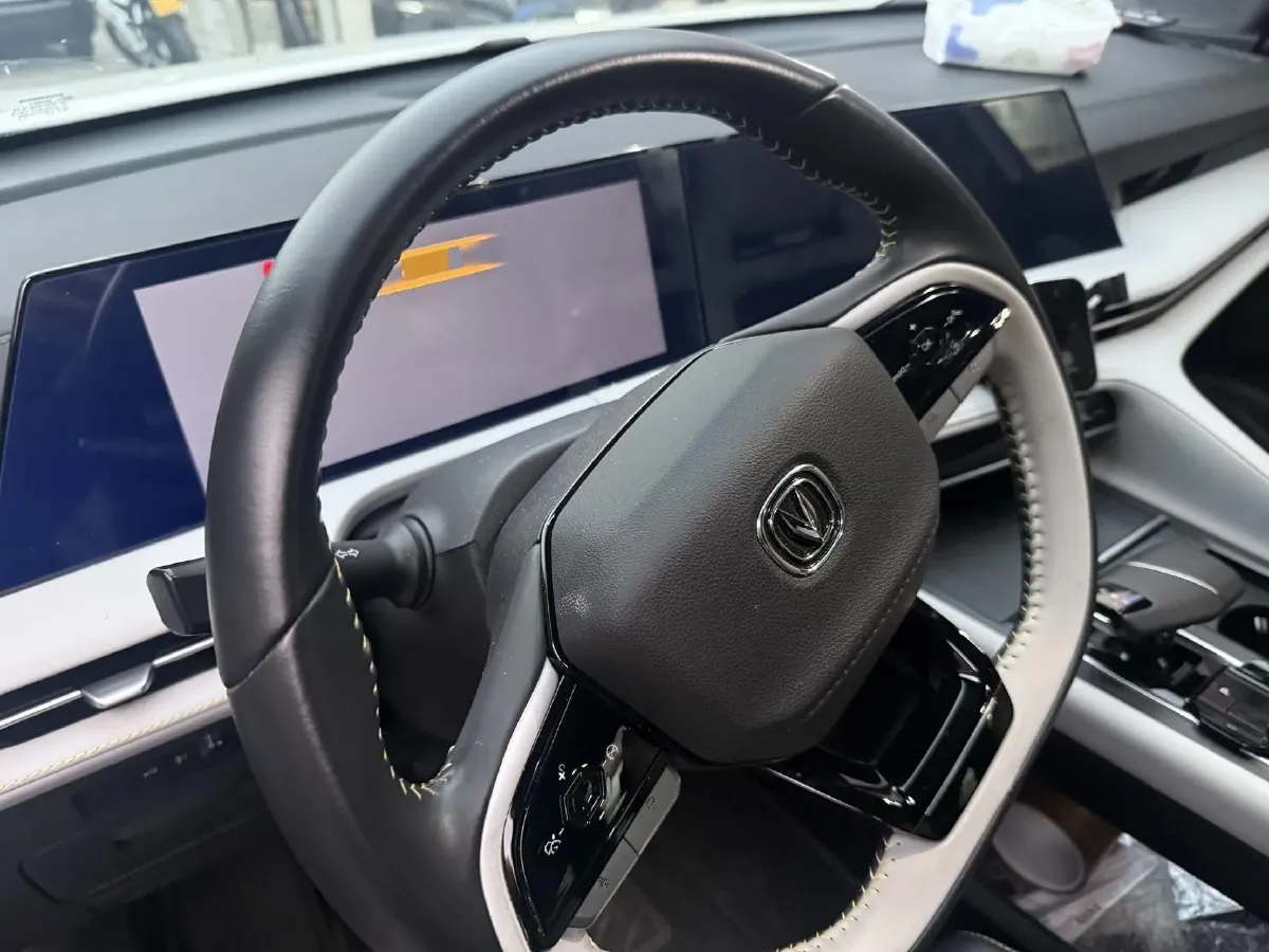 2024 ChangAn CS75 Plus 1.5T 188HP L4 8AT,autocango,china used car exporter,china ev exporter,chinese used car exporter,chinese used ev exporter