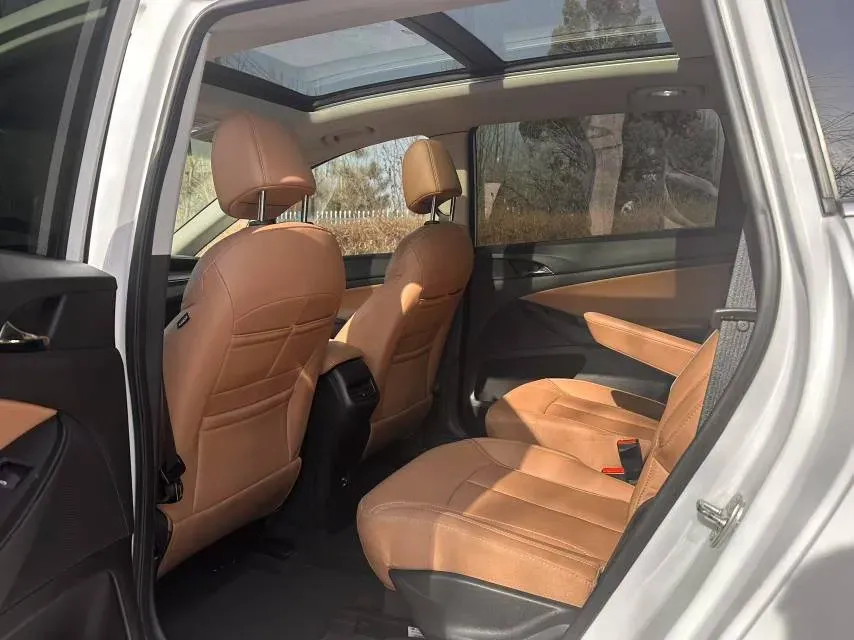 2021 Buick GL6 1.3T 163HP L3 6AT,autocango,china used car exporter,china ev exporter,chinese used car exporter,chinese used ev exporter