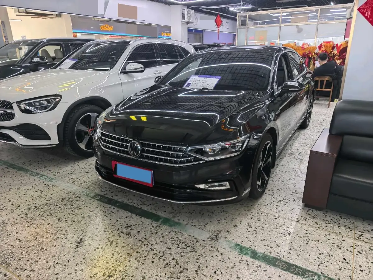 2023 Volkswagen Magotan 2.0T 186HP L4 7DCT