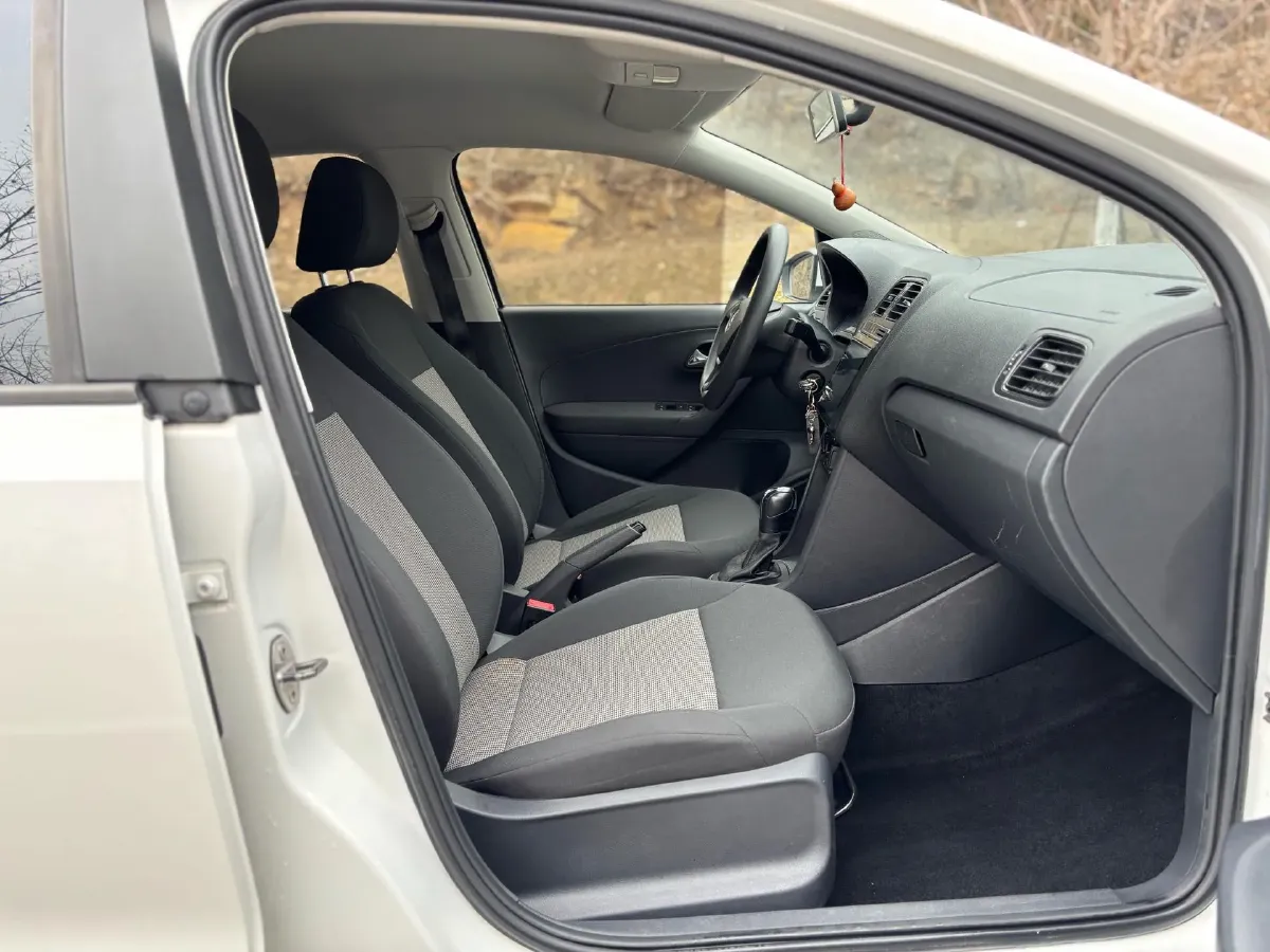 2018 ChangAn Eado 1.6L 128HP L4 6AT,autocango,china used car exporter,china ev exporter,chinese used car exporter,chinese used ev exporter