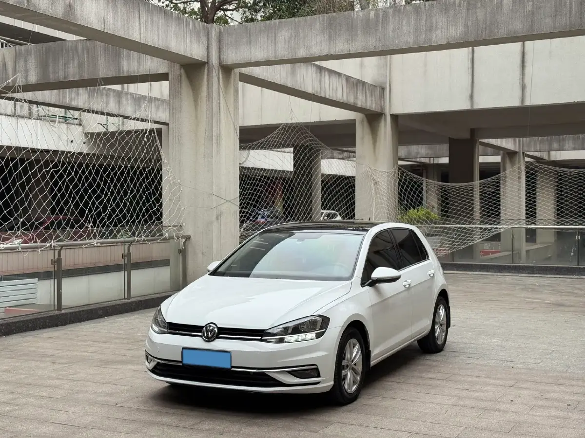 2018 Volkswagen Golf 1.4T 150HP L4 7DCT