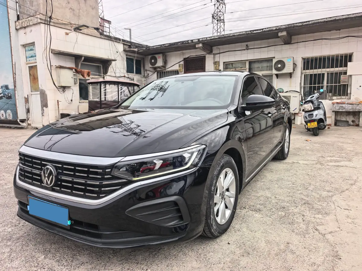 2023 Volkswagen Passat 1.4T 150HP L4 7DCT