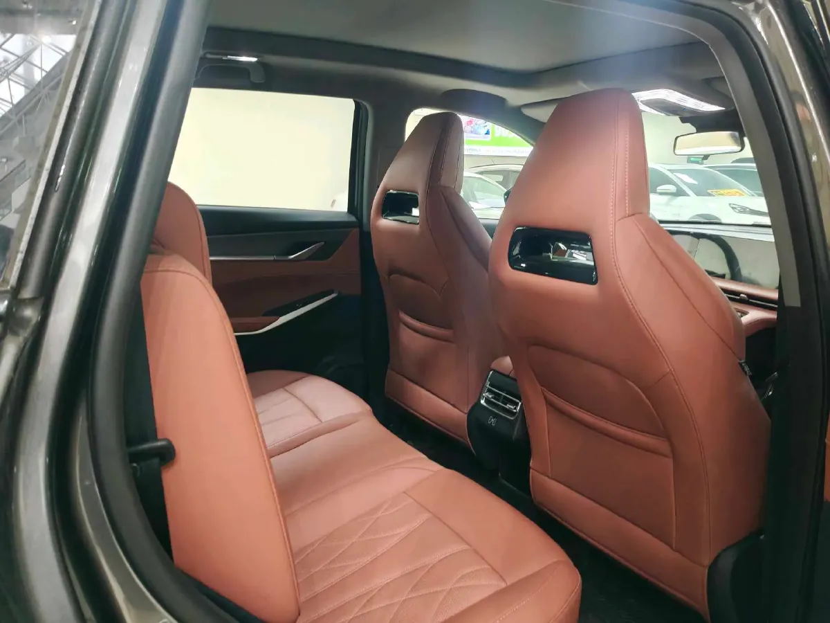 2025 ChangAn CS75 Plus 1.5T 192HP L4 8AT,autocango,china used car exporter,china ev exporter,chinese used car exporter,chinese used ev exporter