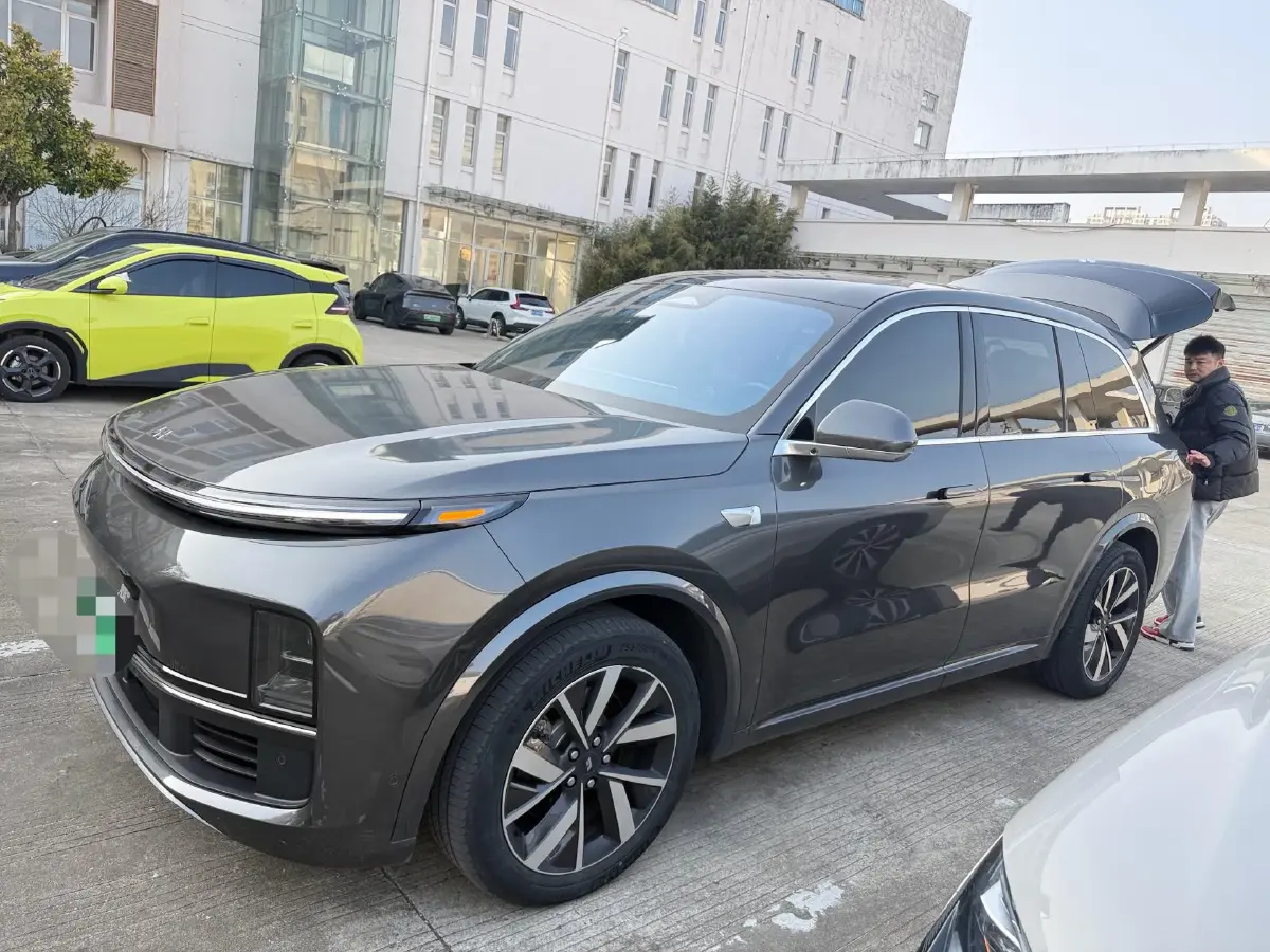 2023 Li L7 Range Extended 154HP REEV 40.9KWH