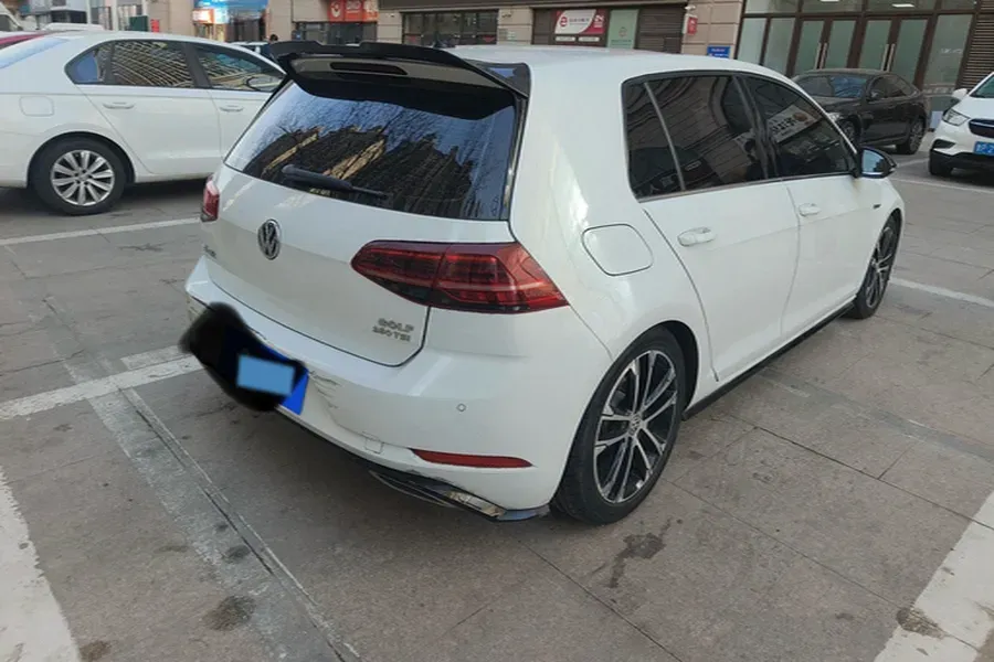 2019 BYD Song MAX 1.5T 160HP L4 6DCT PHEV 15.98KWH,autocango,china used car exporter,china ev exporter,chinese used car exporter,chinese used ev exporter