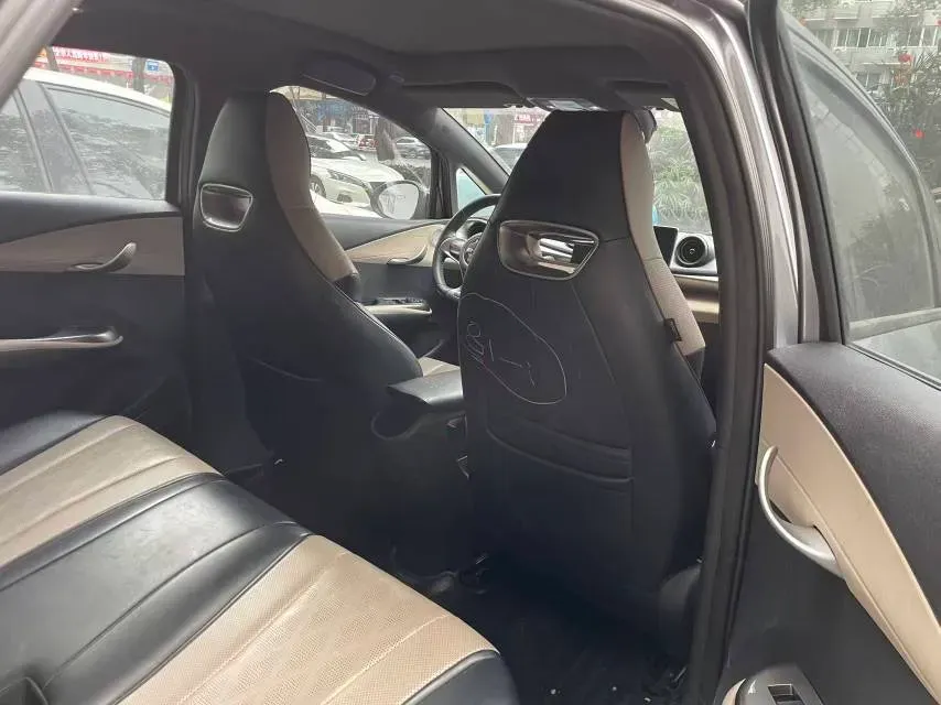 2023 BYD Dolphin BEV 44.928KWH,autocango,china used car exporter,china ev exporter,chinese used car exporter,chinese used ev exporter