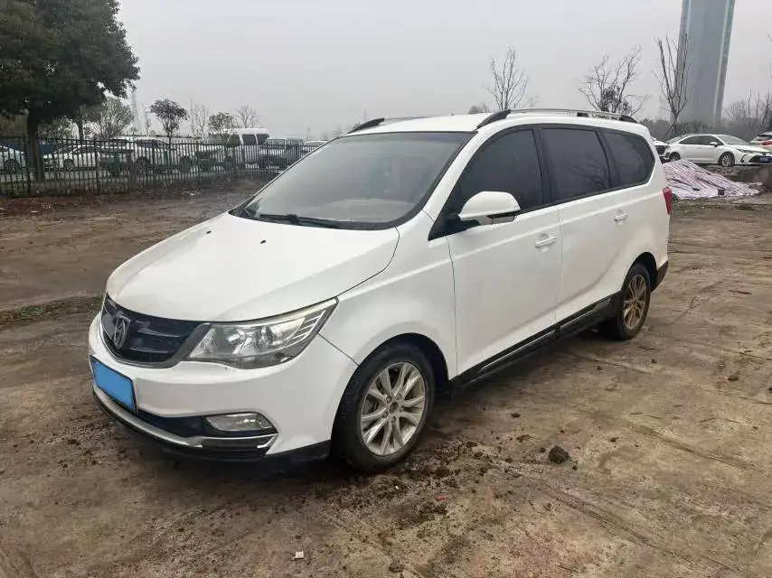 2016 BaoJun 730 1.5T 150HP L4 6MT