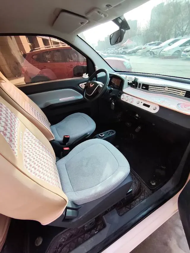 2022 WuLing HongGuang MINI EV BEV 9KWH,autocango,china used car exporter,china ev exporter,chinese used car exporter,chinese used ev exporter