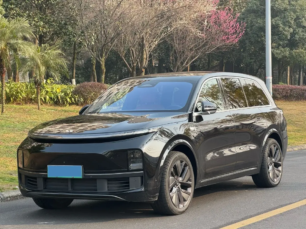 2023 Li L9 Range Extended 154HP REEV 42.6KWH