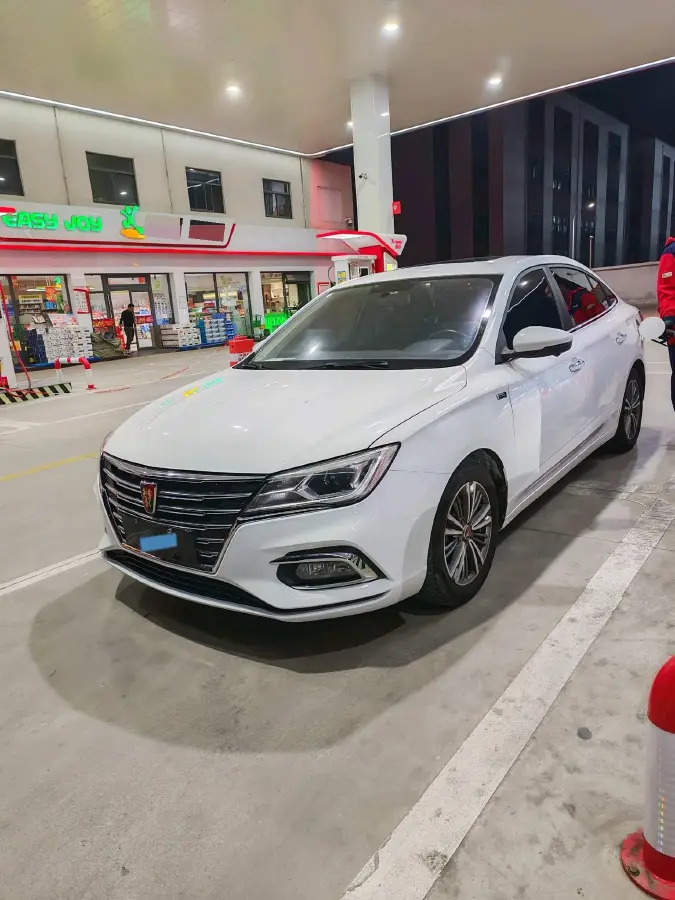 2019 Roewe i5 1.5L 120HP L4 CVT