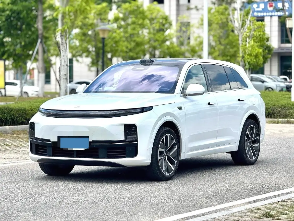 2024 Li L8 Range Extended 154HP REEV 42.8KWH