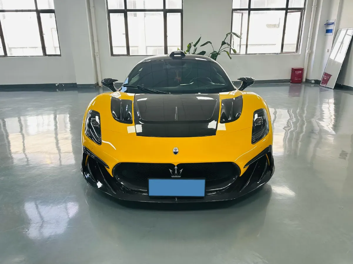 2023 Maserati MC20 3.0T 630HP V6 8DCT,autocango,china used car exporter,china ev exporter,chinese used car exporter,chinese used ev exporter