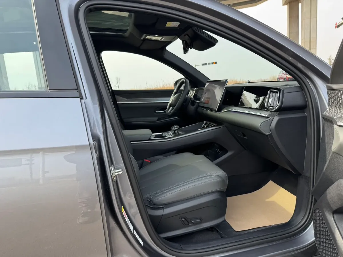 2025 BYD Song Pro 1.5L 101HP L4 E-CVT PHEV 18.3KWH,autocango,china used car exporter,china ev exporter,chinese used car exporter,chinese used ev exporter