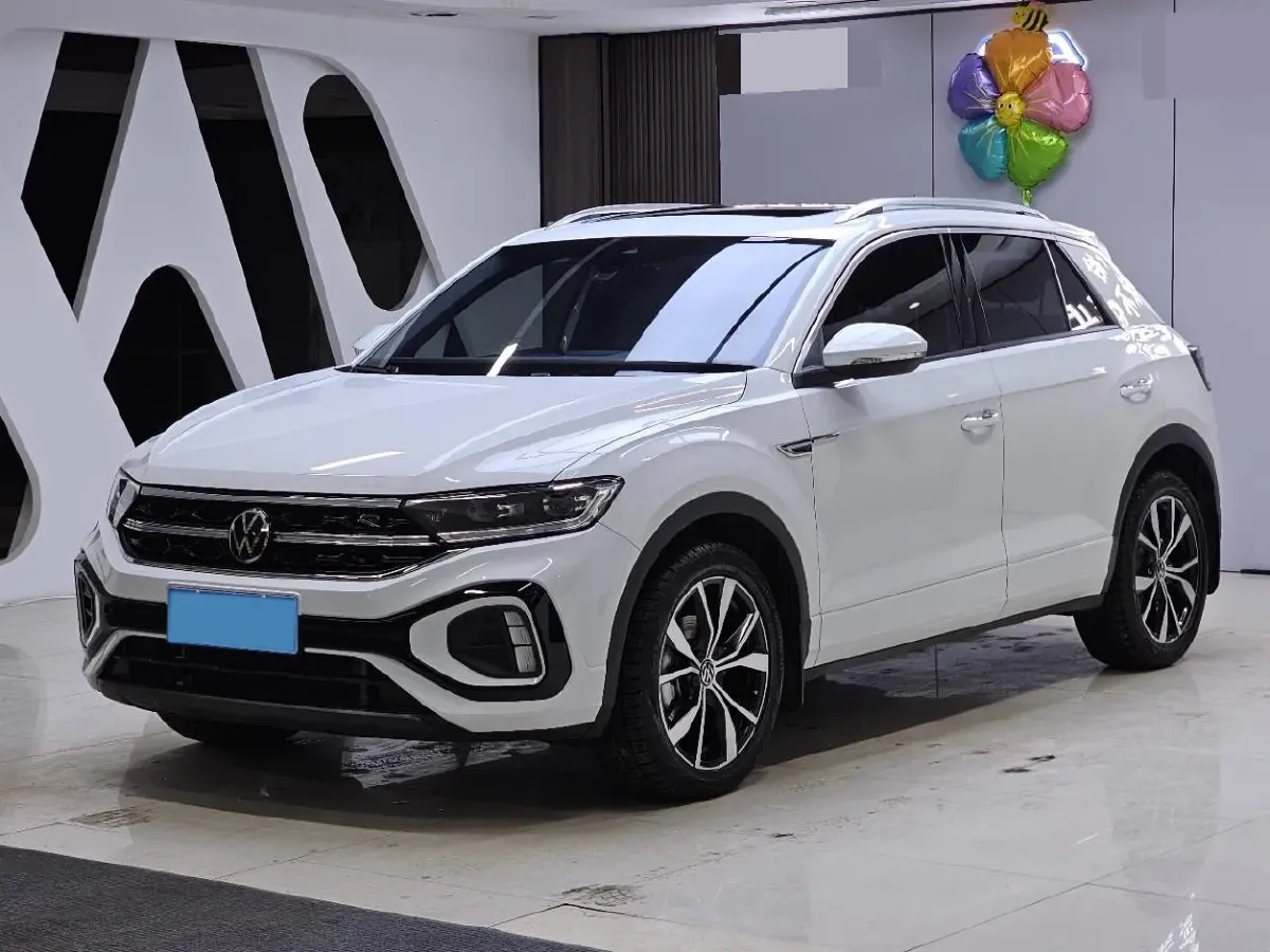 2023 Volkswagen T-Roc 1.5T 160HP L4 7DCT,autocango,china used car exporter,china ev exporter,chinese used car exporter,chinese used ev exporter