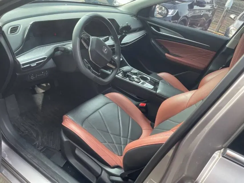 2021 ChangAn Eado 1.4T 160HP L4 7DCT,autocango,china used car exporter,china ev exporter,chinese used car exporter,chinese used ev exporter