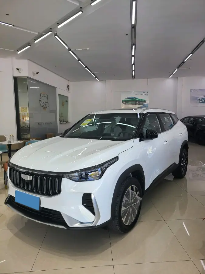 2026 Geely Azkarra 1.5T 181HP L4 7DCT