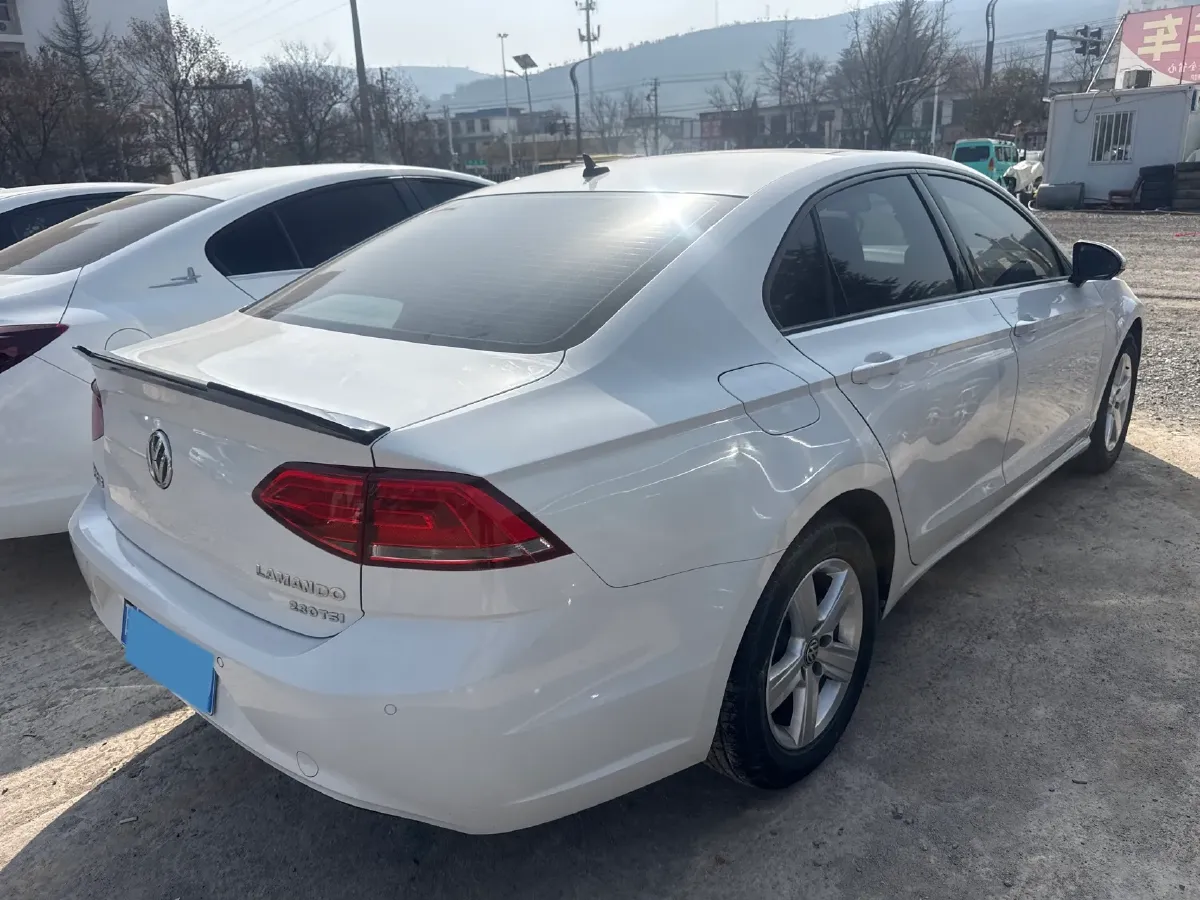 2017 Volkswagen Lamando 1.4T 131HP L4 7DCT,autocango,china used car exporter,china ev exporter,chinese used car exporter,chinese used ev exporter