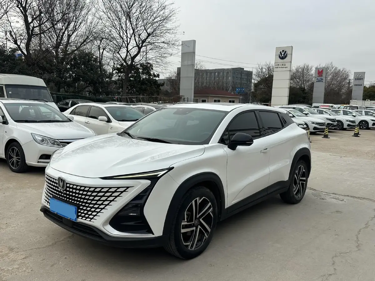 2021 ChangAn UNI-T 1.5T 180HP L4 7DCT