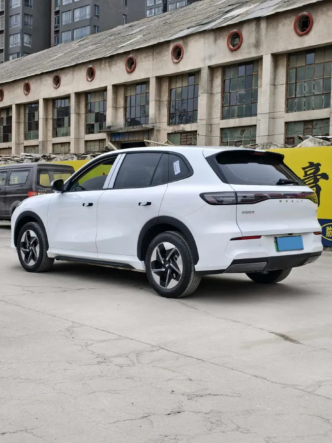 2024 LanDian E5 1.5L 110HP L4 E-CVT PHEV 17.52KWH,autocango,china used car exporter,china ev exporter,chinese used car exporter,chinese used ev exporter