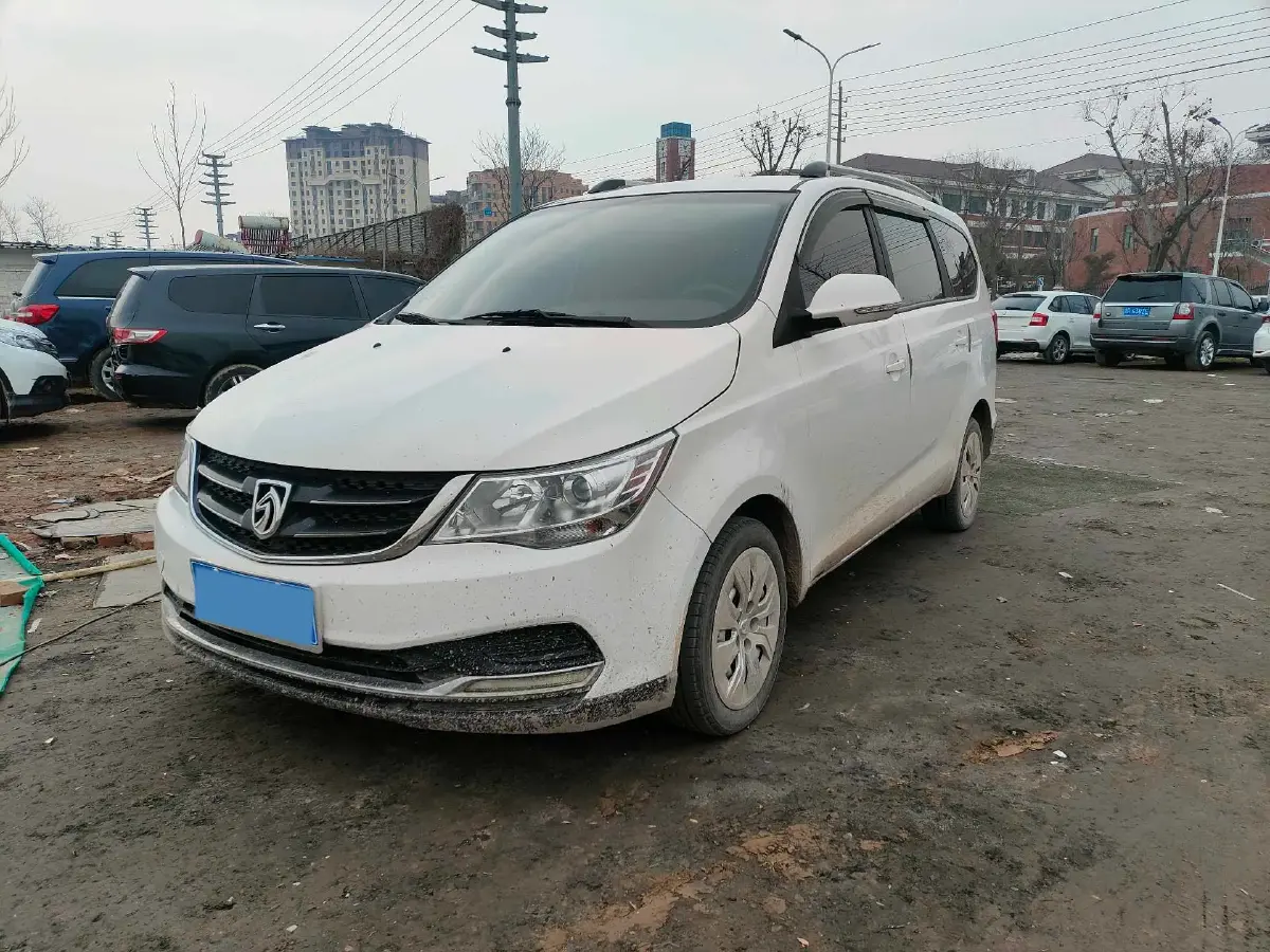 2019 BaoJun 730 1.5L 105HP L4 6MT