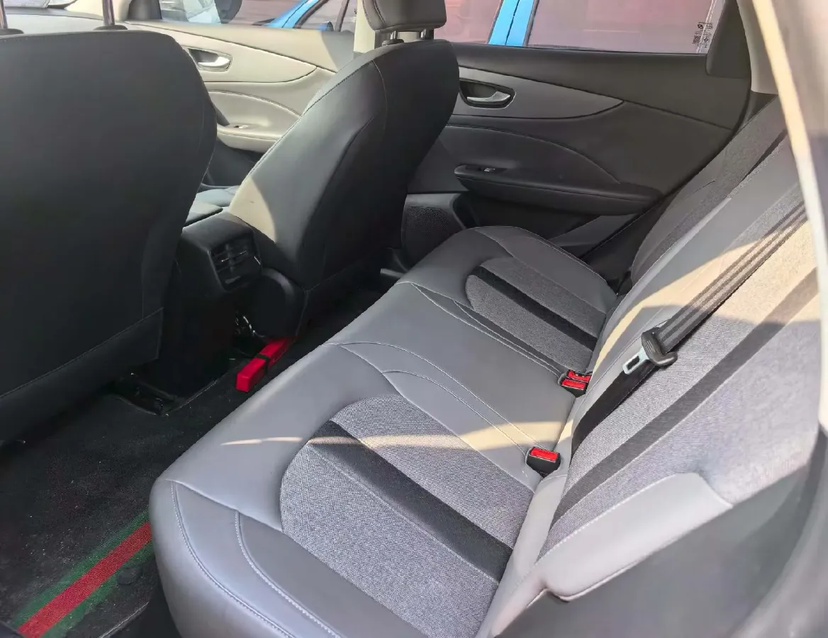 2025 MG MG ES5 BEV 62.2KWH,autocango,china used car exporter,china ev exporter,chinese used car exporter,chinese used ev exporter