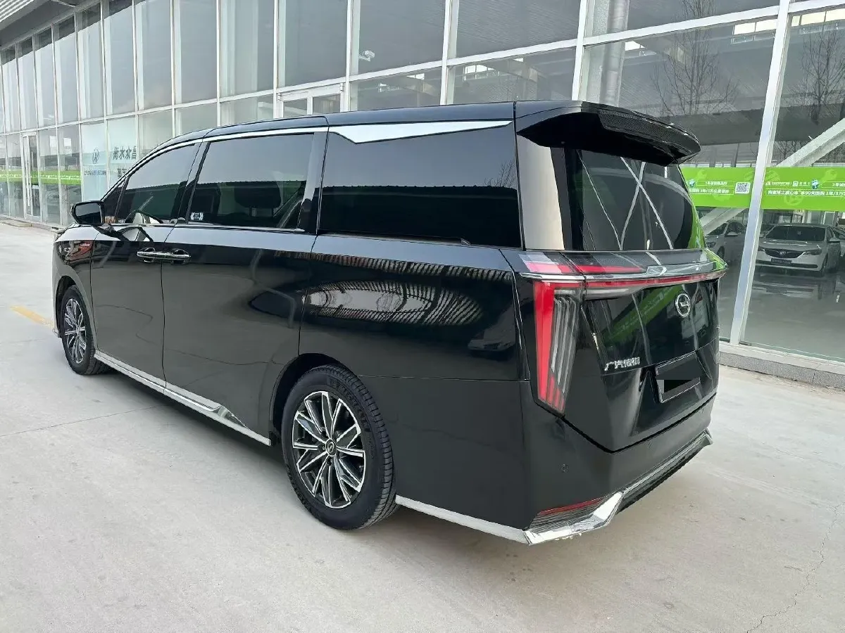 2024 GAC Trumpchi M8 2.0T 252HP L4 8AT,autocango,china used car exporter,china ev exporter,chinese used car exporter,chinese used ev exporter