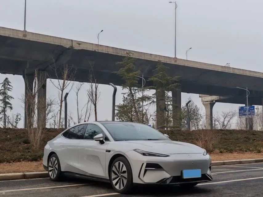 2024 Geely Galaxy E8 BEV 76KWH,autocango,china used car exporter,china ev exporter,chinese used car exporter,chinese used ev exporter