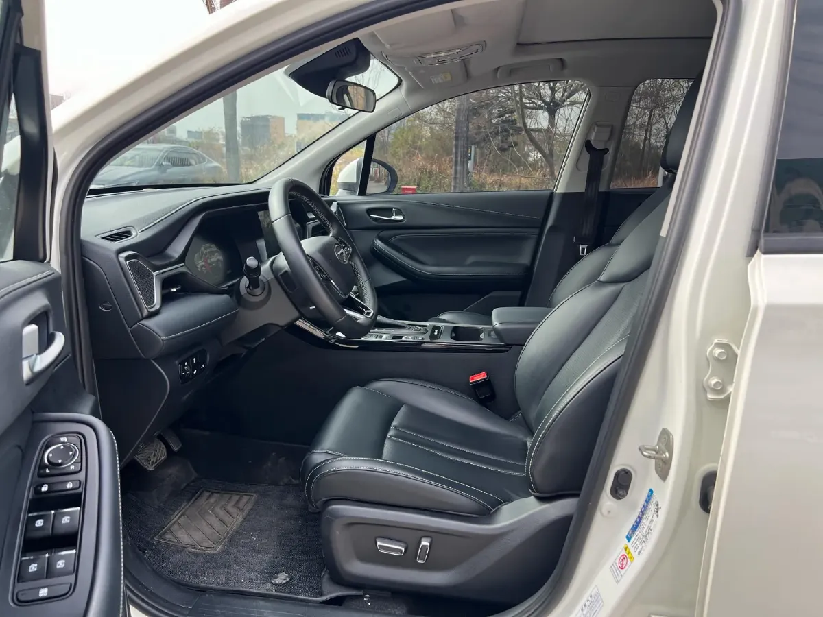 2021 GAC Trumpchi GS4 1.5T 169HP L4 6AT,autocango,china used car exporter,china ev exporter,chinese used car exporter,chinese used ev exporter