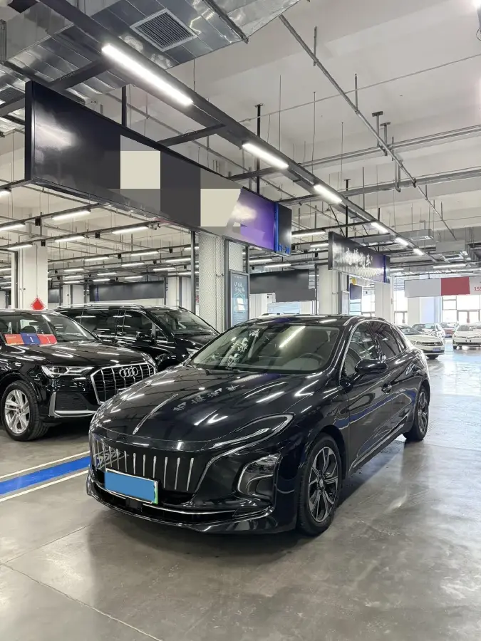 2023 HongQi E-QM5 BEV 54KWH