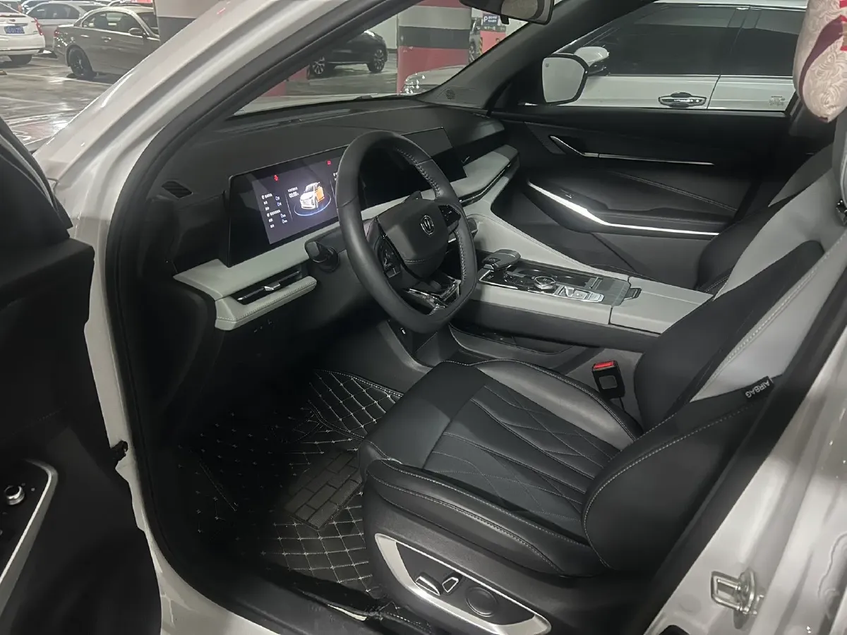 2025 ChangAn CS75 Plus 1.5T 188HP L4 8AT,autocango,china used car exporter,china ev exporter,chinese used car exporter,chinese used ev exporter