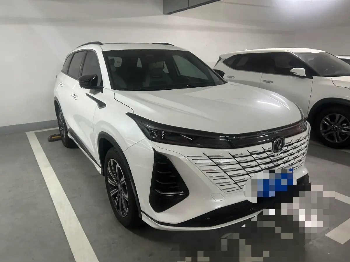 2025 ChangAn CS75 Plus 1.5T 188HP L4 8AT,autocango,china used car exporter,china ev exporter,chinese used car exporter,chinese used ev exporter