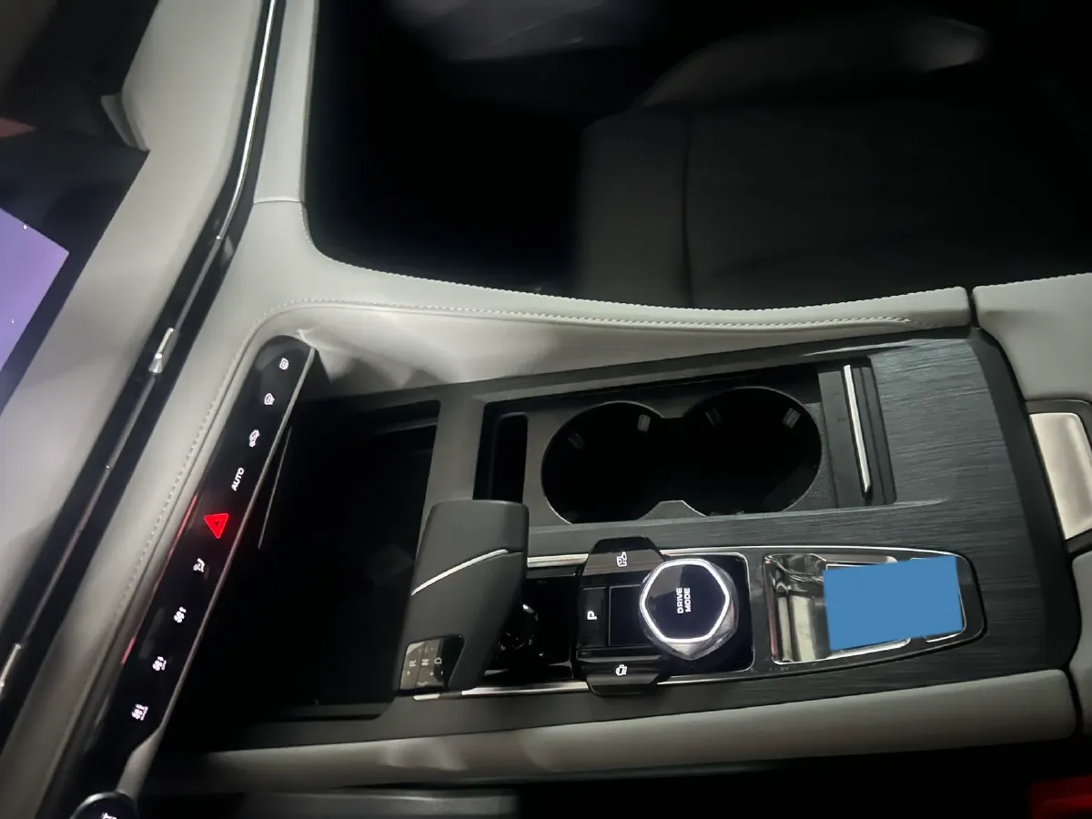 2025 ChangAn CS75 Plus 1.5T 188HP L4 8AT,autocango,china used car exporter,china ev exporter,chinese used car exporter,chinese used ev exporter