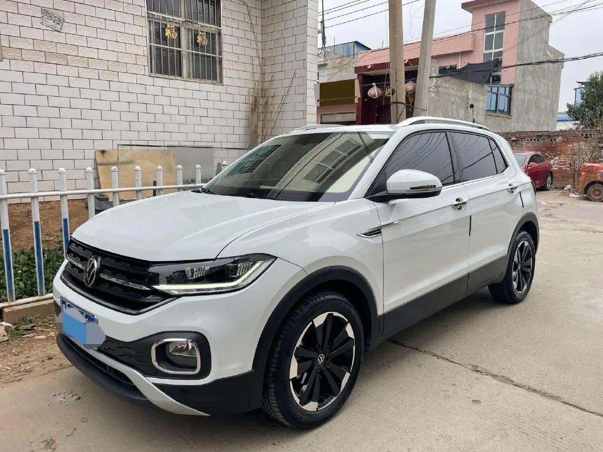 2021 Volkswagen Tacqua 1.5L 113HP L4 6AT