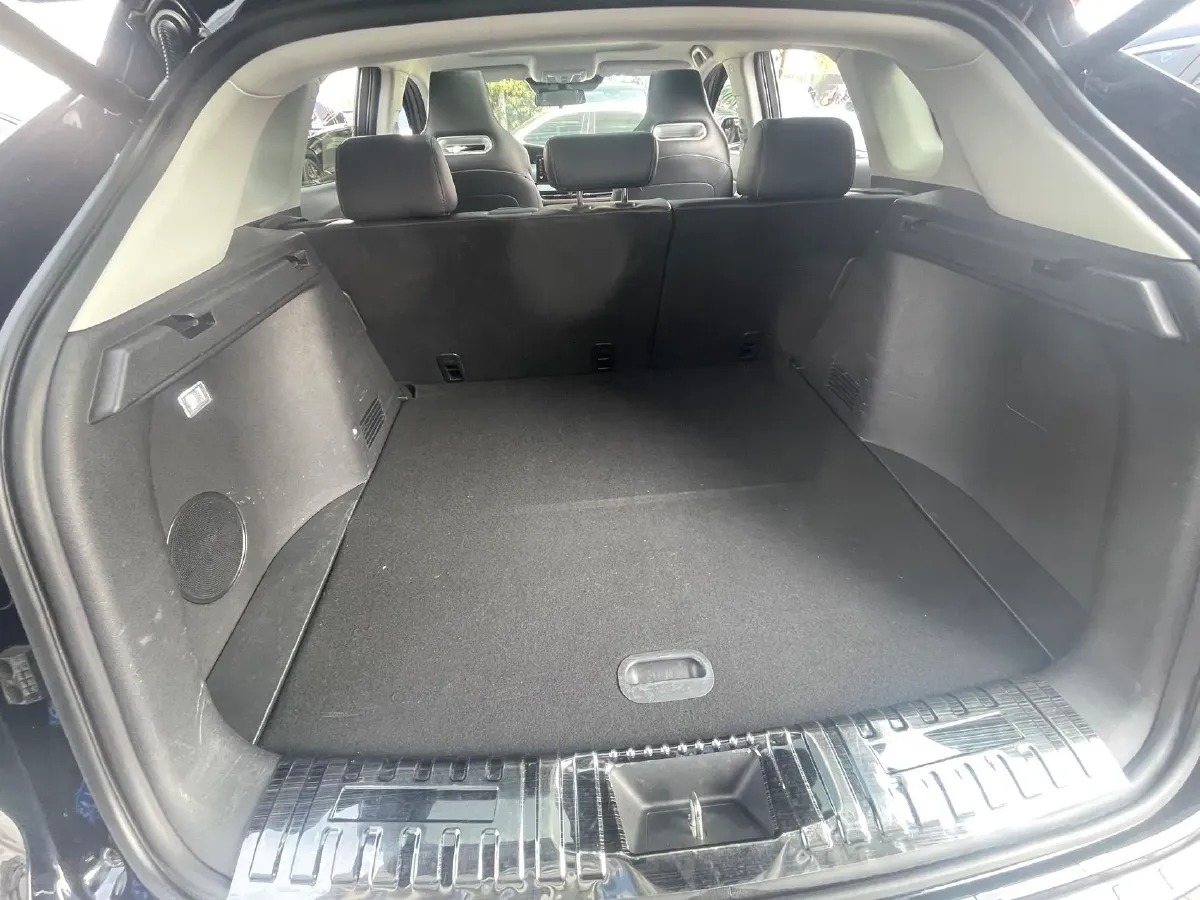 2021 ChangAn UNI-K 2.0T 233HP L4 8AT,autocango,china used car exporter,china ev exporter,chinese used car exporter,chinese used ev exporter