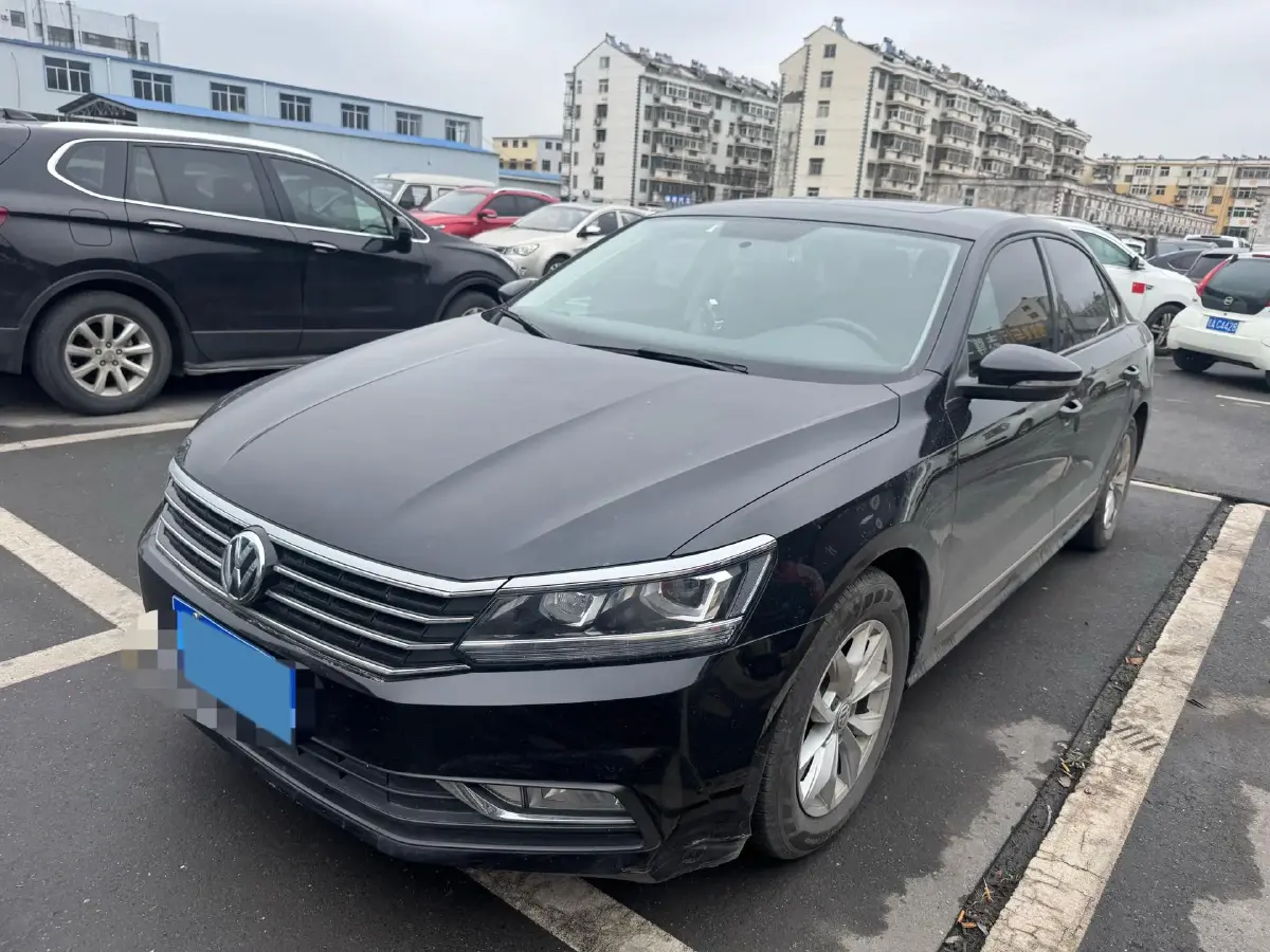 2017 Volkswagen Passat 1.4T 150HP L4 7DCT