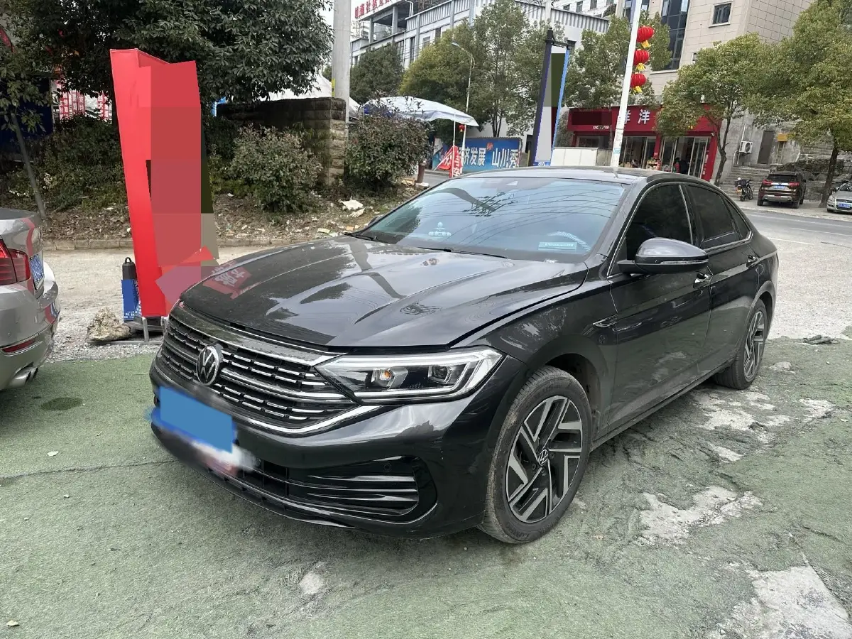 2024 Volkswagen Sagitar 1.5T 160HP L4 7DCT