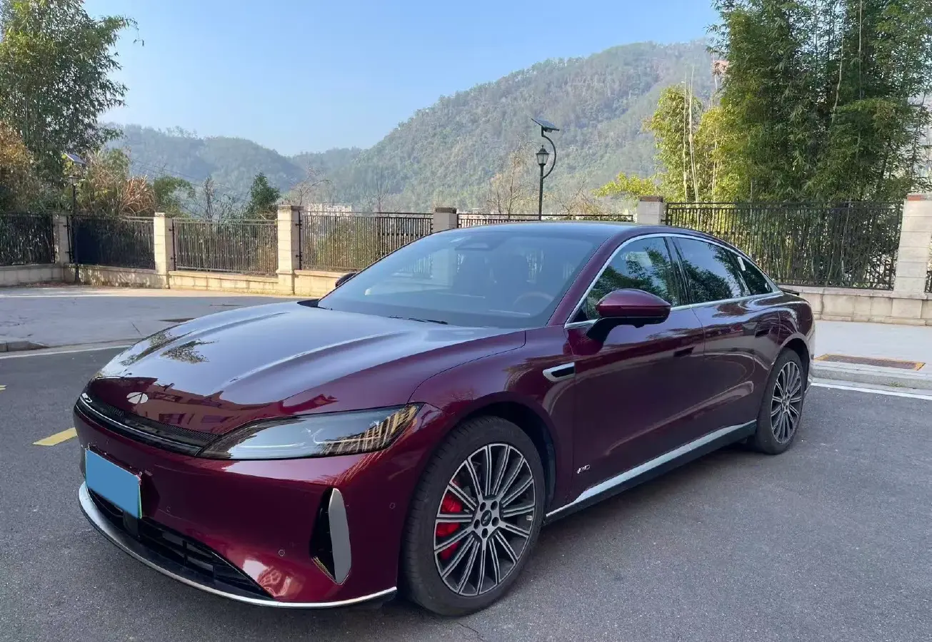 2025 Fulwin FulwinA9L 1.5T 156HP L4 1DHT PHEV