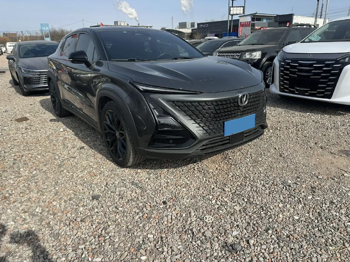 2022 ChangAn UNI-T 2.0T 233HP L4 8AT,autocango,china used car exporter,china ev exporter,chinese used car exporter,chinese used ev exporter