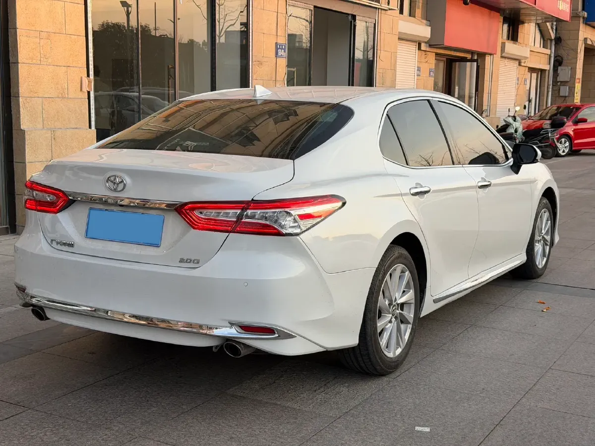 2023 Toyota Camry 2.0L 177HP L4 CVT,autocango,china used car exporter,china ev exporter,chinese used car exporter,chinese used ev exporter