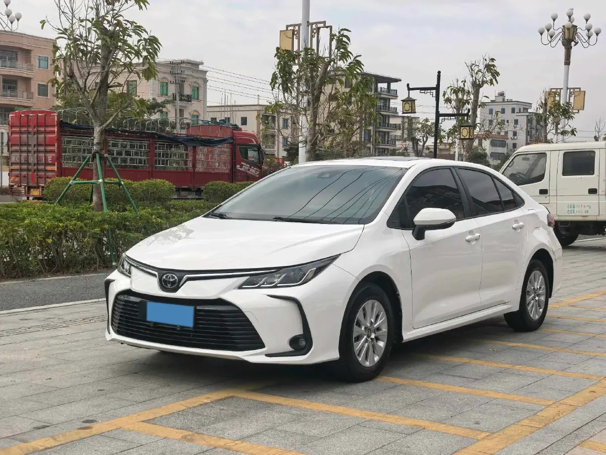 2019 Toyota Corolla 1.2T 116HP L4 CVT