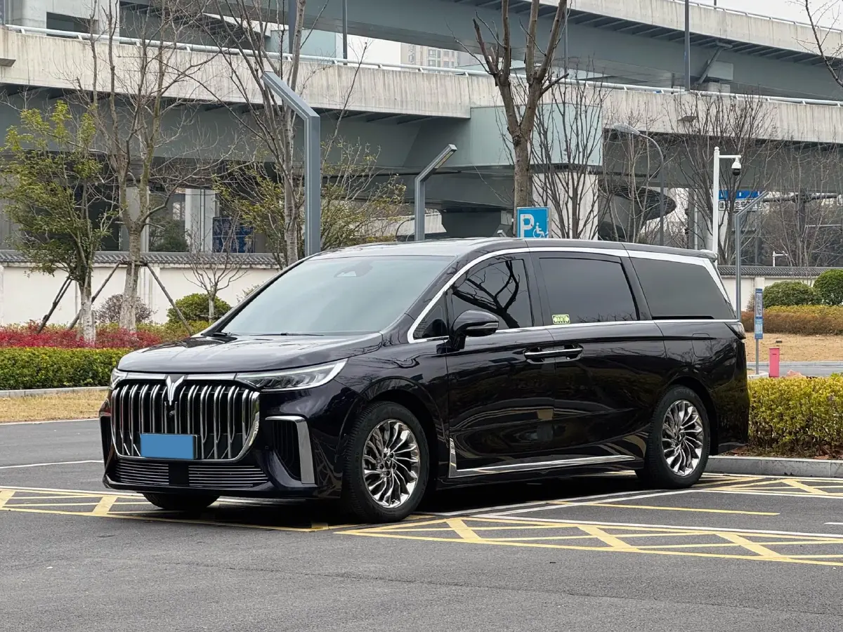 2022 Voyah Dream 1.5T 136HP L4 PHEV 25.57KWH