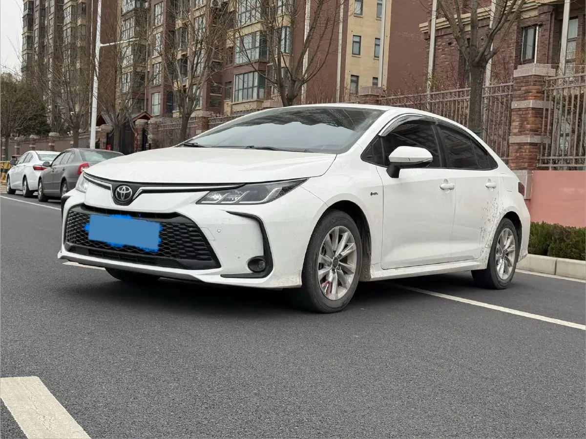 2023 Toyota Corolla 1.8L 98HP L4 E-CVT Hybrid