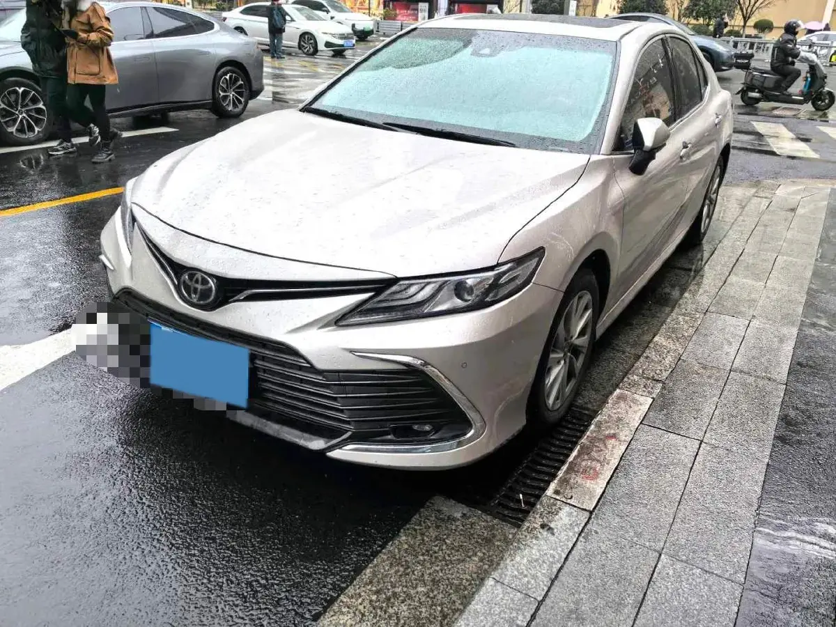 2021 Toyota Camry 2.0L 178HP L4 CVT