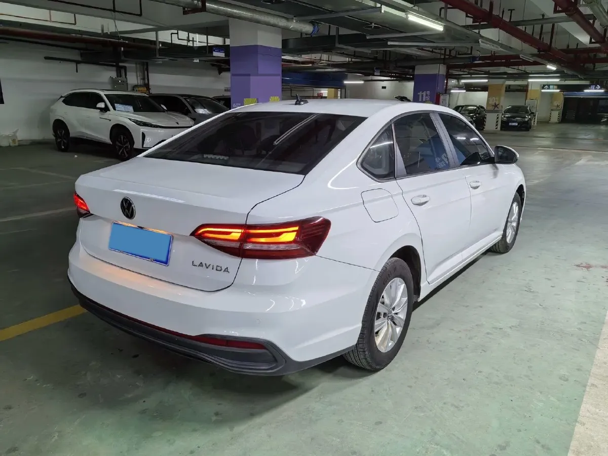 2023 Volkswagen Lavida 1.5L 110HP L4 6AT,autocango,china used car exporter,china ev exporter,chinese used car exporter,chinese used ev exporter