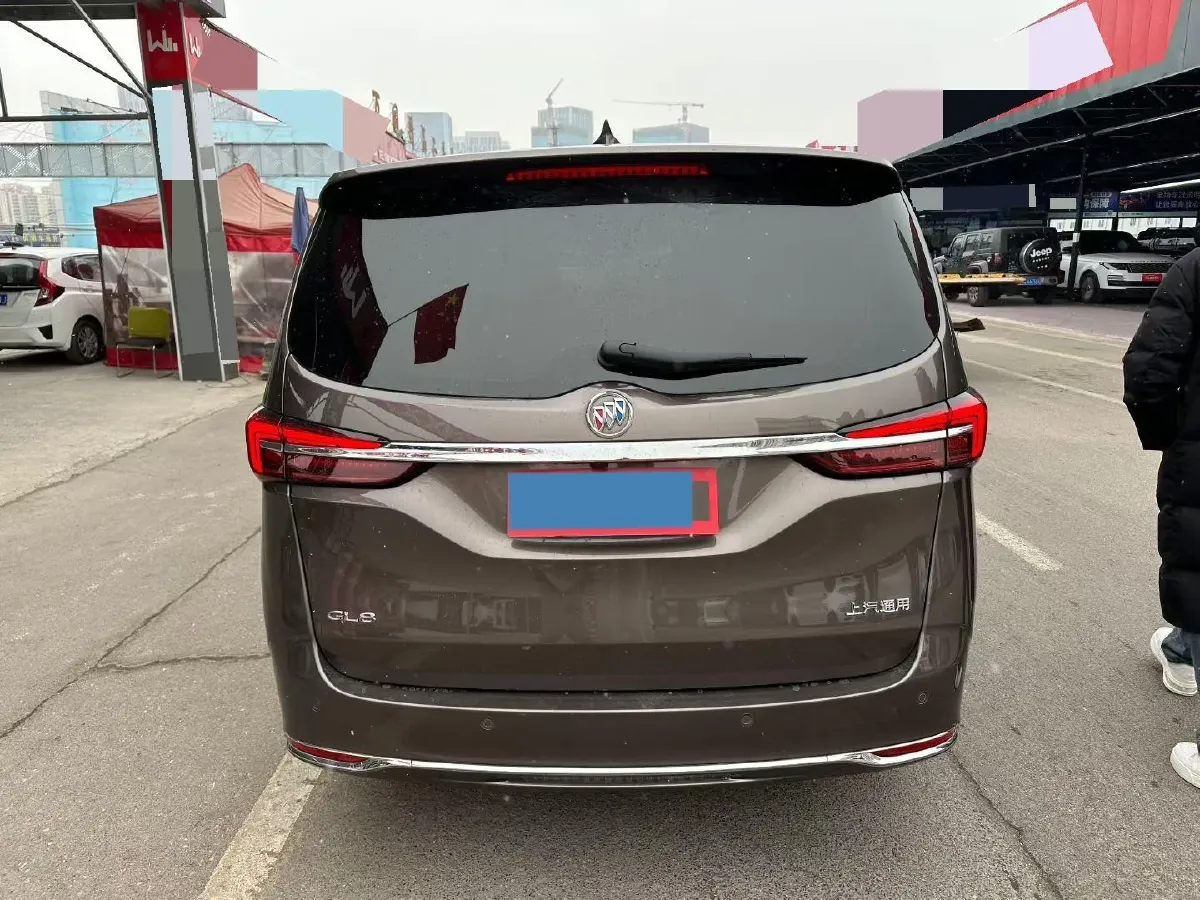 2023 Buick GL8 2.0T 237HP L4 9AT,autocango,china used car exporter,china ev exporter,chinese used car exporter,chinese used ev exporter