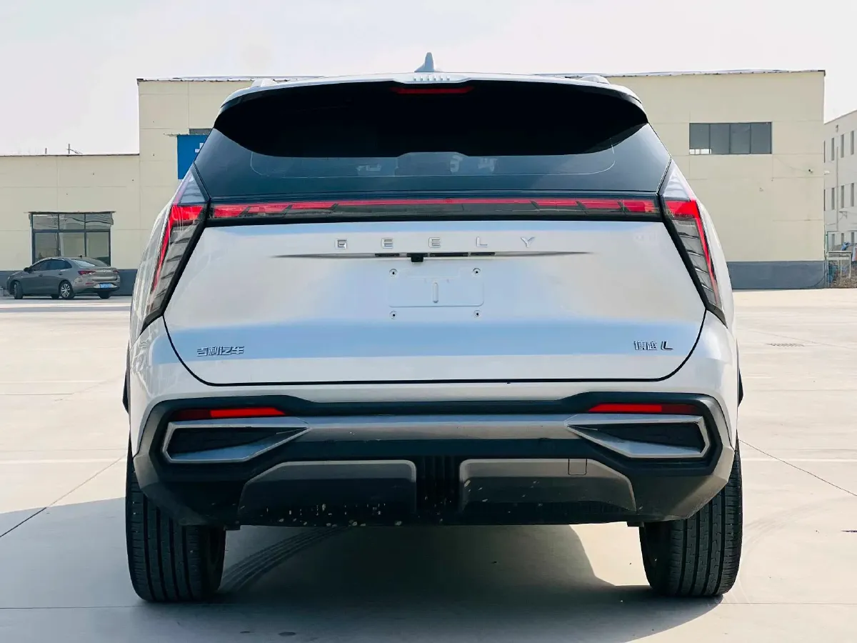 2023 Geely StarRay 1.5T 181HP L4 7DCT,autocango,china used car exporter,china ev exporter,chinese used car exporter,chinese used ev exporter