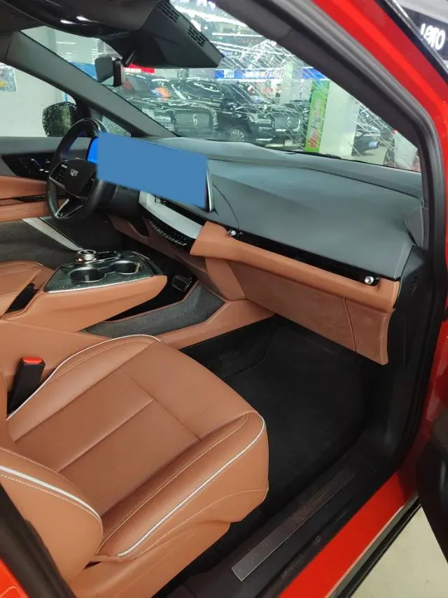 2024 Cadillac OPTIQ BEV 79.7KWH,autocango,china used car exporter,china ev exporter,chinese used car exporter,chinese used ev exporter