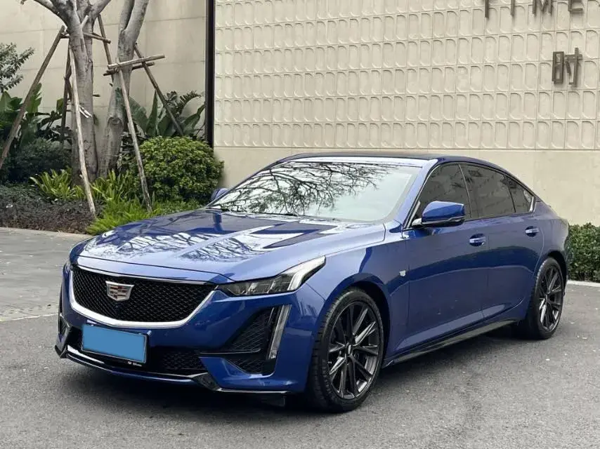 2020 Cadillac CT5 2.0T 241HP L4 10AT
