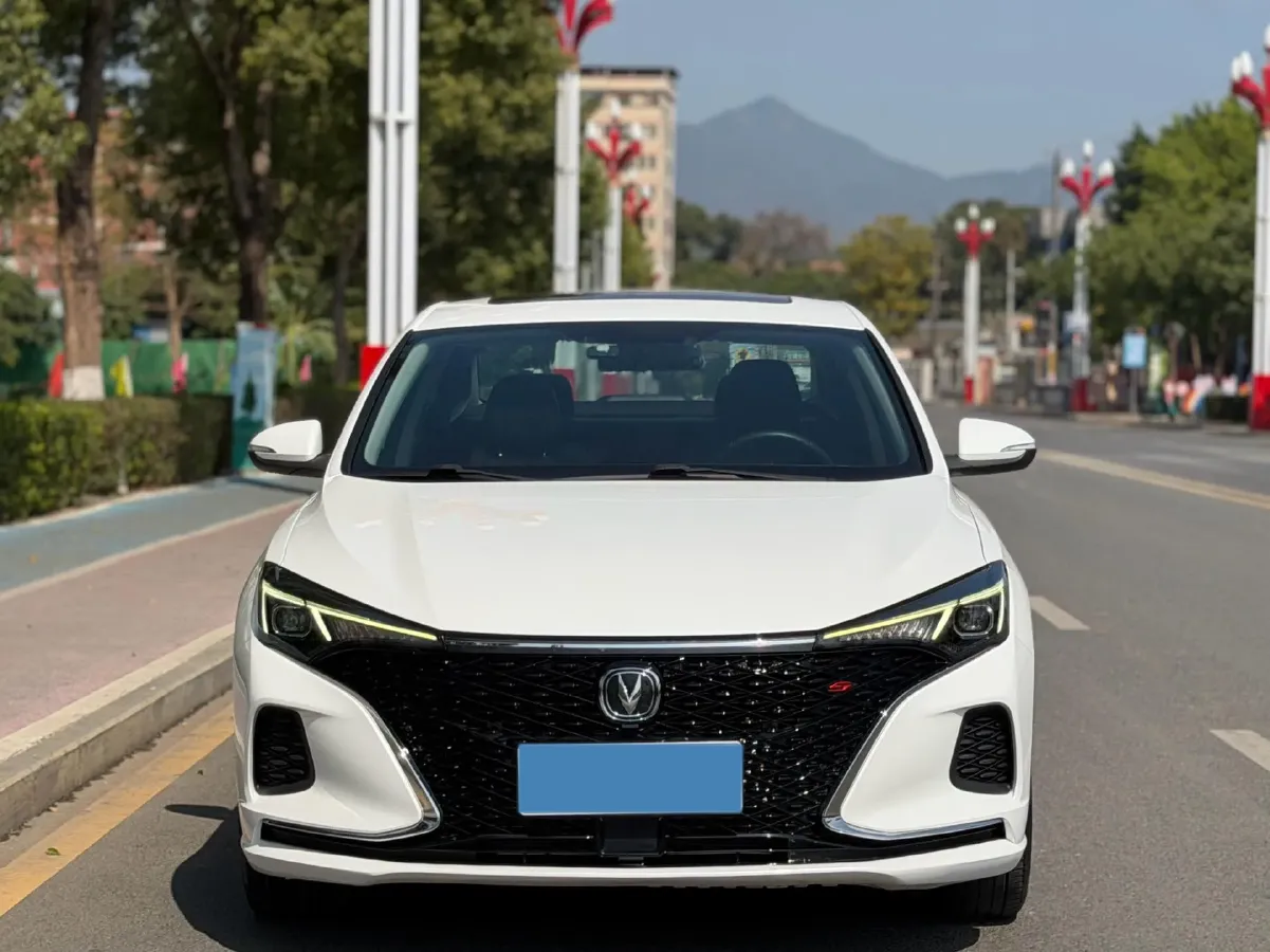 2020 ChangAn Eado 1.4T 158HP L4 7DCT,autocango,china used car exporter,china ev exporter,chinese used car exporter,chinese used ev exporter